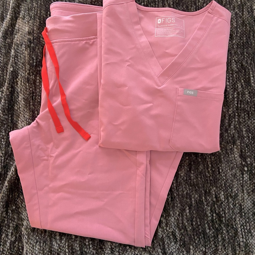 NWT Figs scrubs